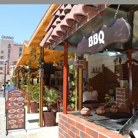 Hotel Lilia 2*